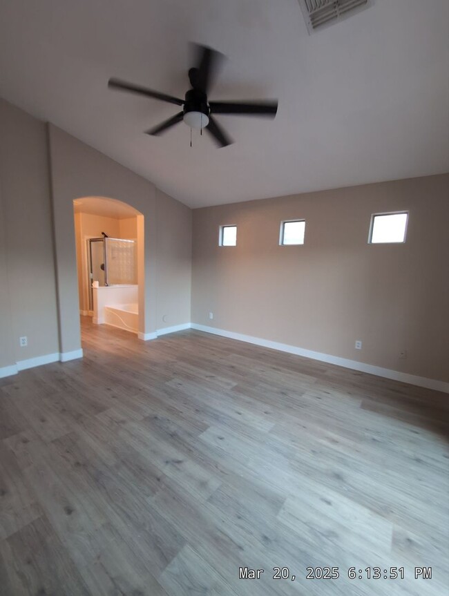 Building Photo - SPACIOUS and beautifully remodeled home! E...
