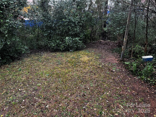 Building Photo - 424 Woodvale Pl
