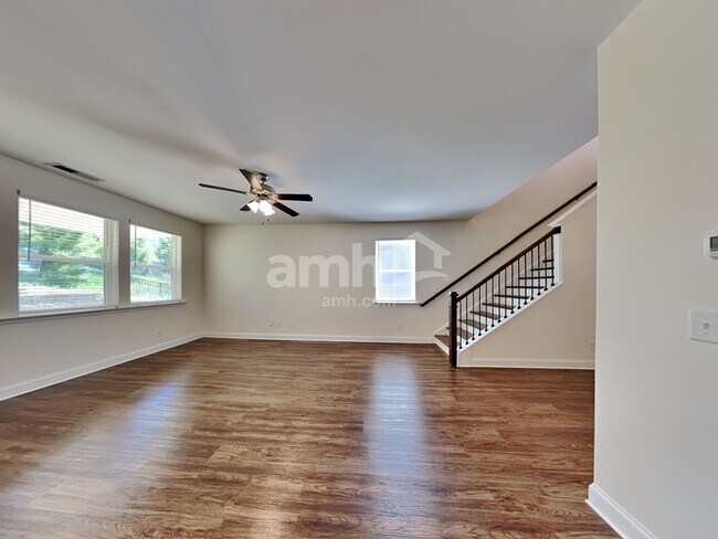 Building Photo - 248 Lake Vista Drive