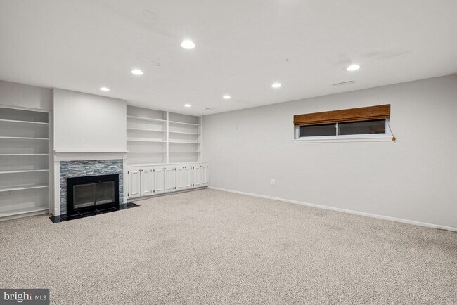 Building Photo - 7547 Coddle Harbor Ln