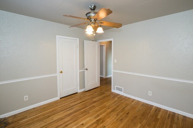 Building Photo - 291 N 600 E