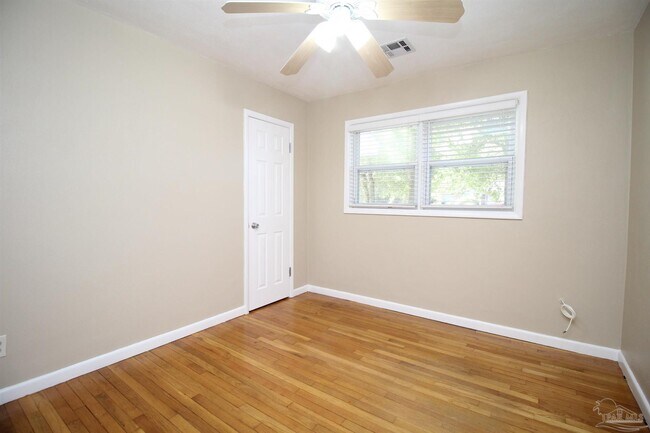 Building Photo - 4810 Creighton Rd