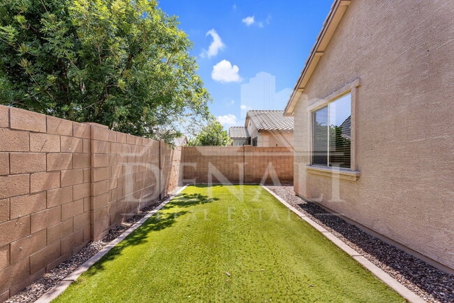 Building Photo - 21145 E Via De Olivos Ct