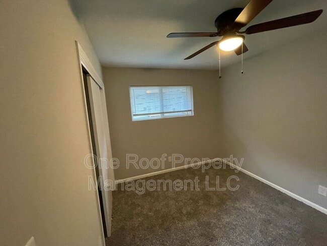 Building Photo - 636 N 31 St