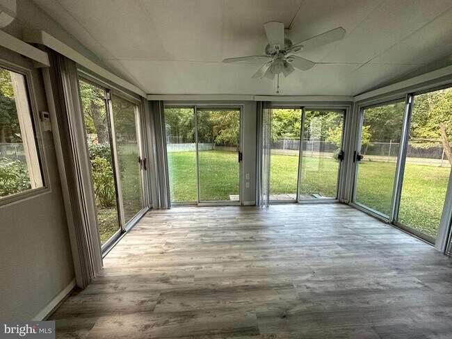 Building Photo - 7432 Berwick Ct