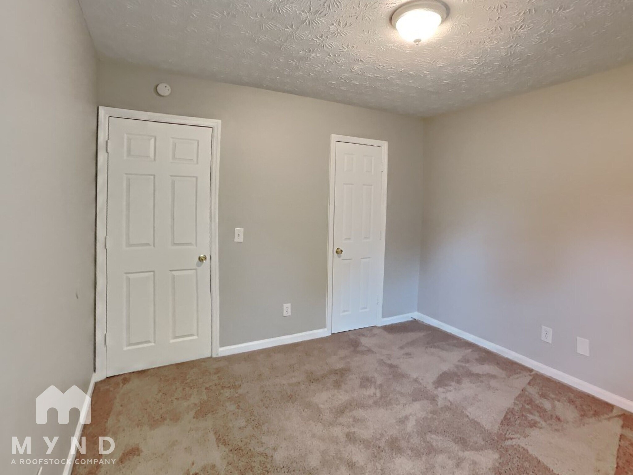 Building Photo - 3259 Pawnee Dr