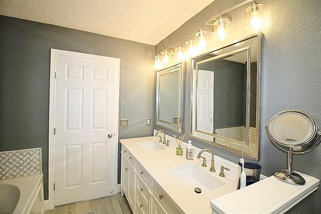 Building Photo - 314 Pool St