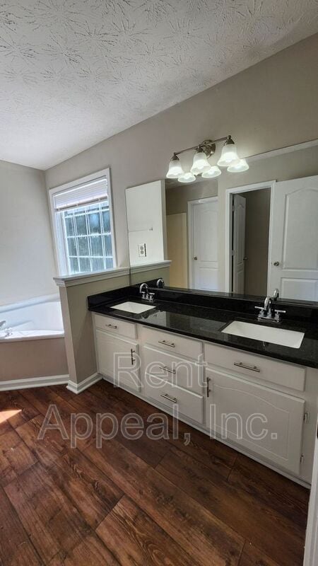 Building Photo - 3049 Winding Grove Dr