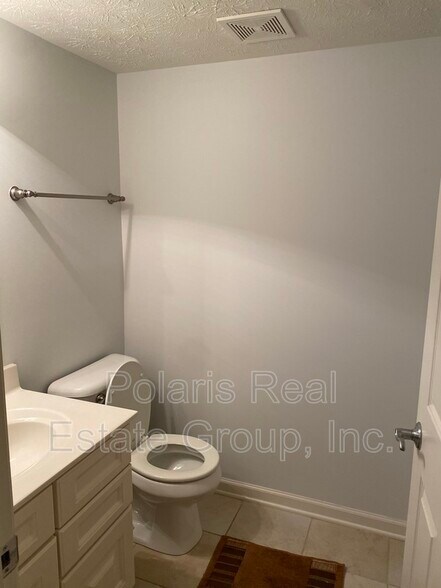 Building Photo - 11539 Reagan Dr