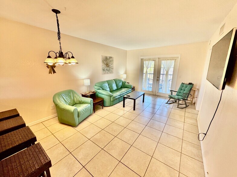 Building Photo - 22523 Westchester Blvd