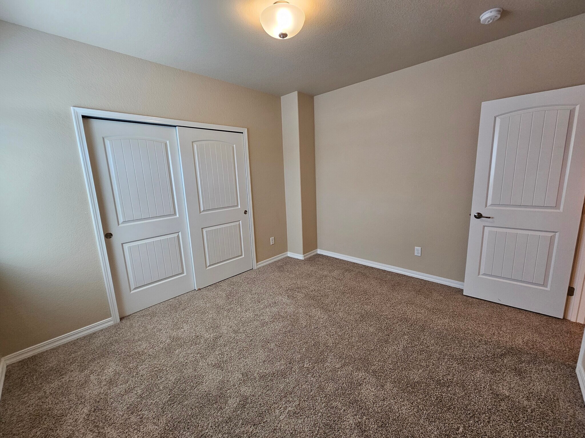 Building Photo - 5910 Traditions Dr