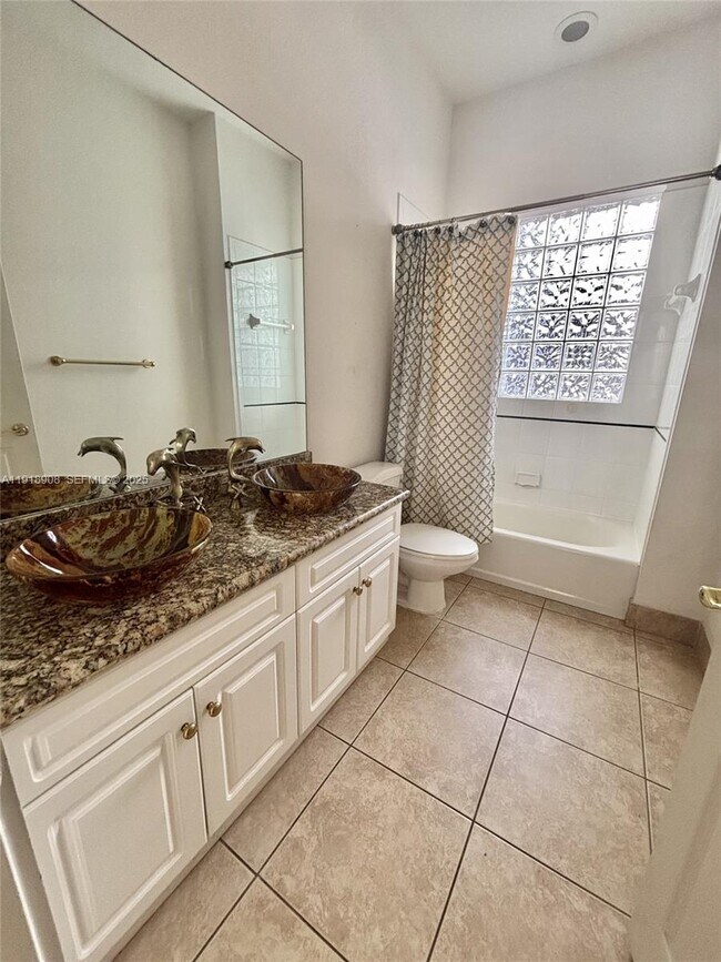 Building Photo - 1141 Waterside Ln