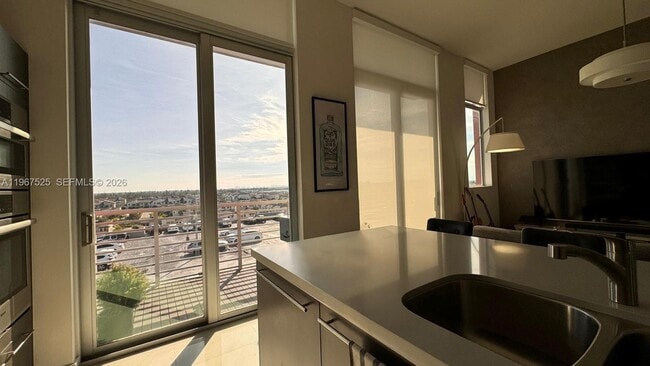 Building Photo - 7875 NW 107th Ave