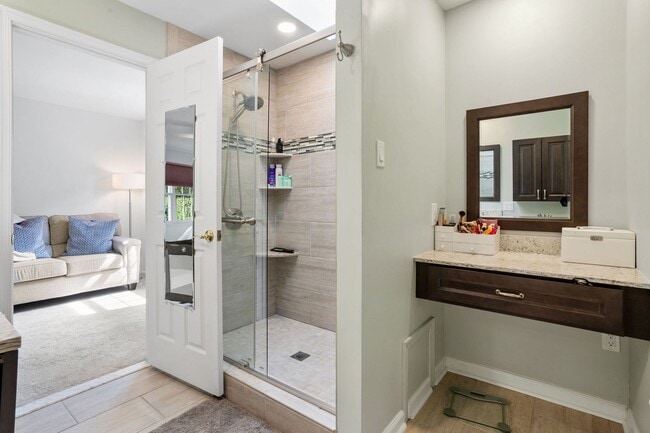 Building Photo - 3 Bd / 2.5 Bth Council Rock Townhome