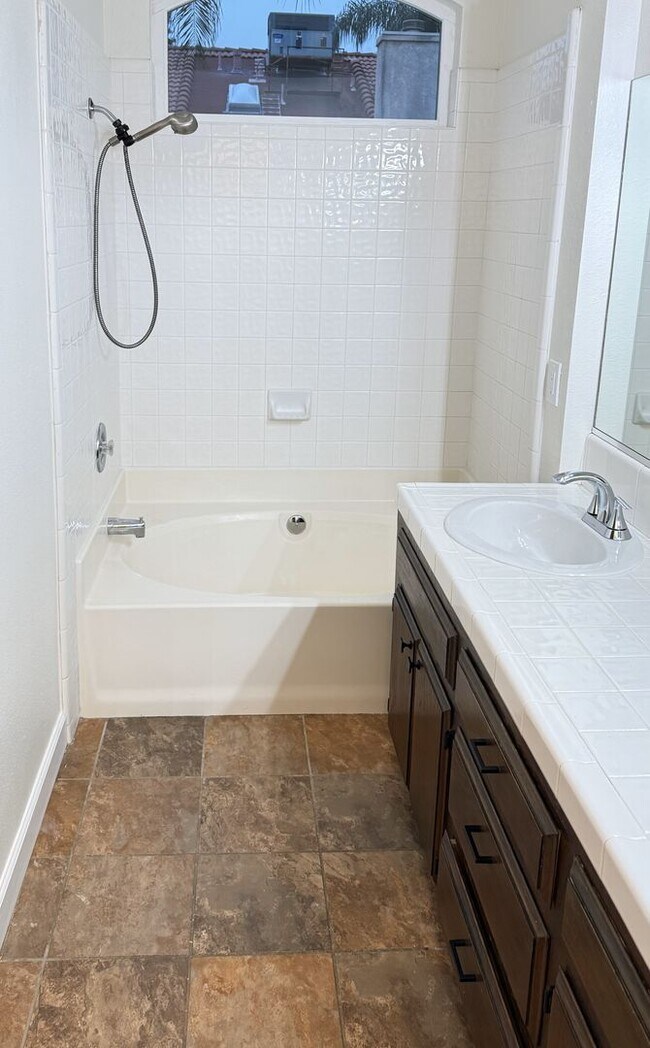 Building Photo - 8629 White Rock Dr