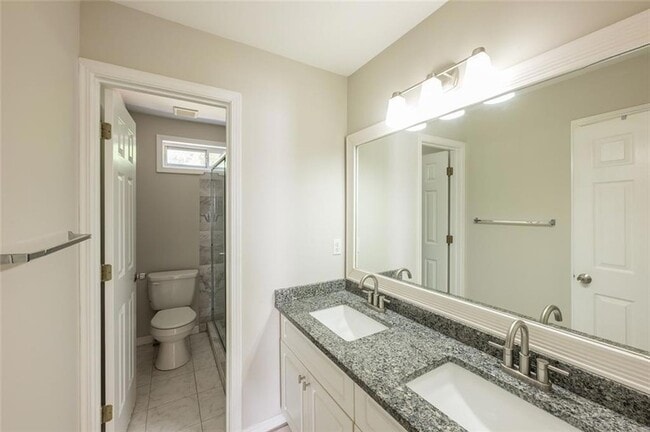 Building Photo - 1512 Fallen Leaf Ct SW