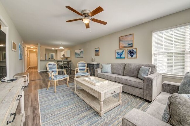 Primary Photo - Coastal Comfort Awaits: Spacious 3-Bed, 2-...