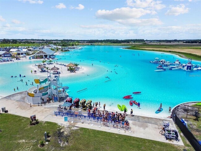 Building Photo - 32188 Spiceberry St