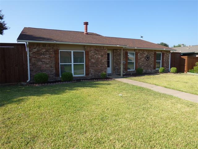Building Photo - 5016 Roberts Dr