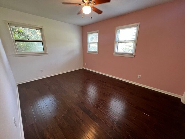 Building Photo - Cary Woods Subdivision