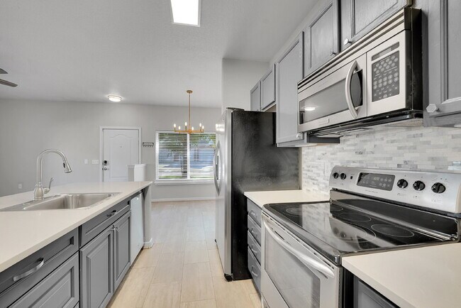 Building Photo - $1,750.00, 1 Bedroom, 1 Bathroom, Condo in Arvada with Washer and Dryer!