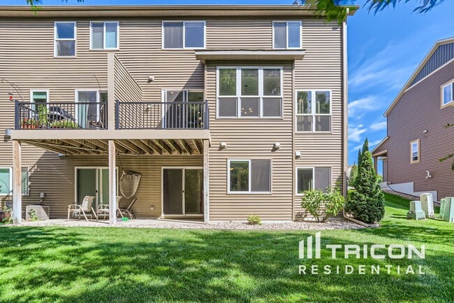 Building Photo - 14360 Parkside Ct NW