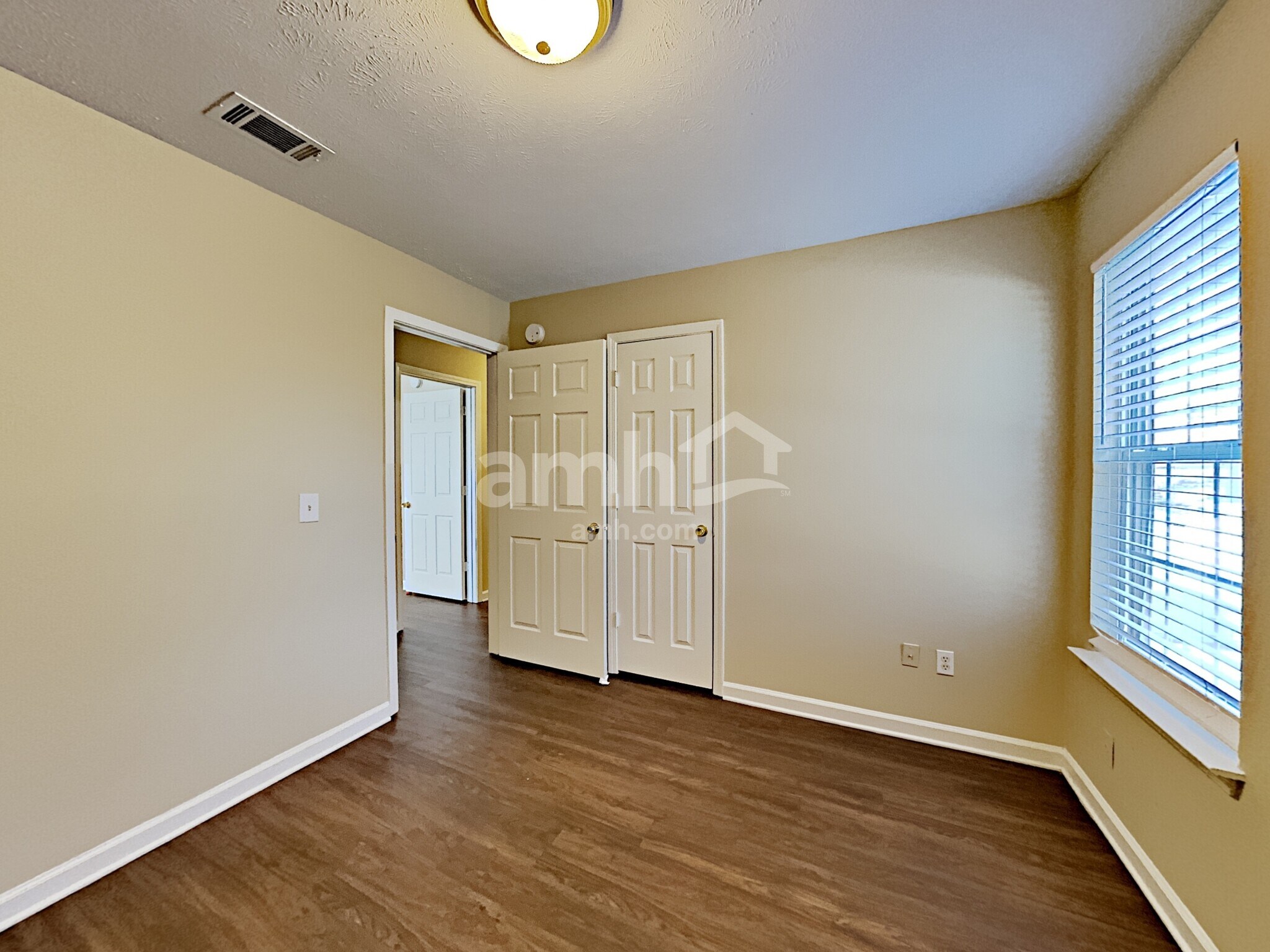 Building Photo - 1109 Benton Mason Dr