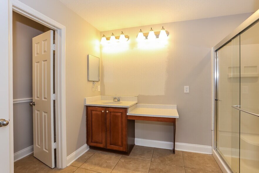 Building Photo - 1116 Coveyrise Ct
