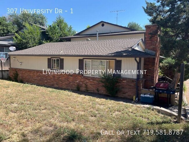 Building Photo - 307 University Dr