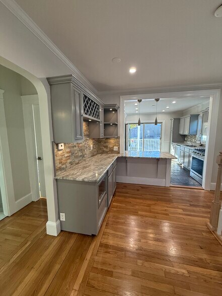 Building Photo - 34 Zella St