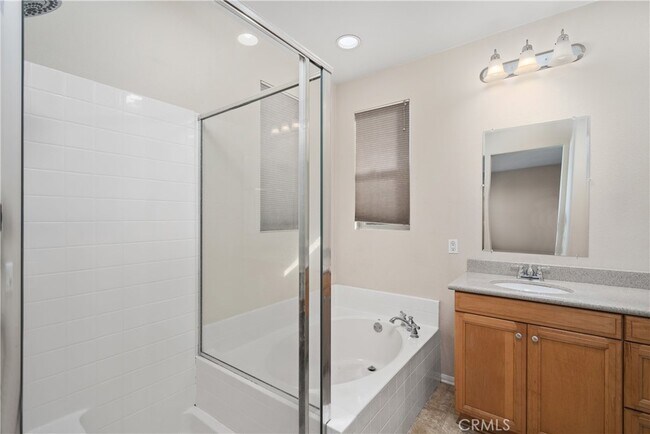 Building Photo - 534 N Cabernet Dr