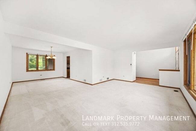 Building Photo - 14518 S Golden Oak Dr