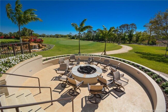 Building Photo - 4194 SW Gleneagle Cir