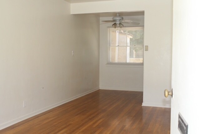 Building Photo - 14431 1/2 Califa St