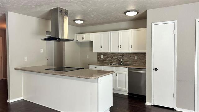 Building Photo - 534 Windsor Dr