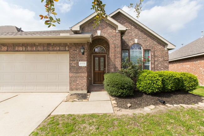 Building Photo - 10206 N Pine Ivy Ln