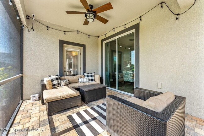 Building Photo - 5724 Trieda Dr