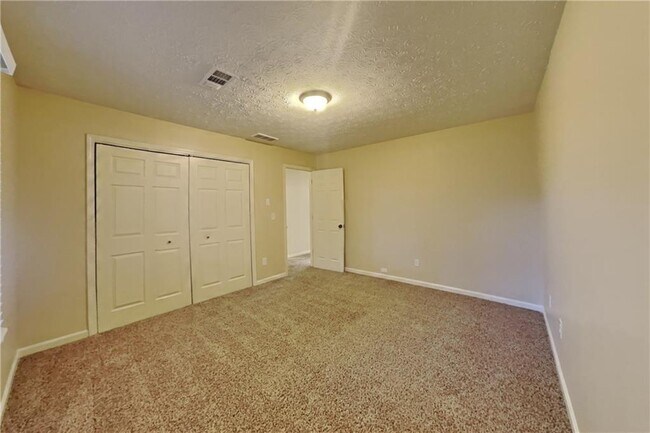 Building Photo - 4510 Trumble Terrace