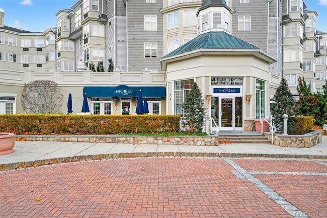 Building Photo - 17 Harbor Pointe Dr