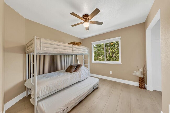 Building Photo - 8004 Caymus Dr