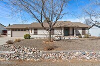 Building Photo - 3900 N Taylor Dr