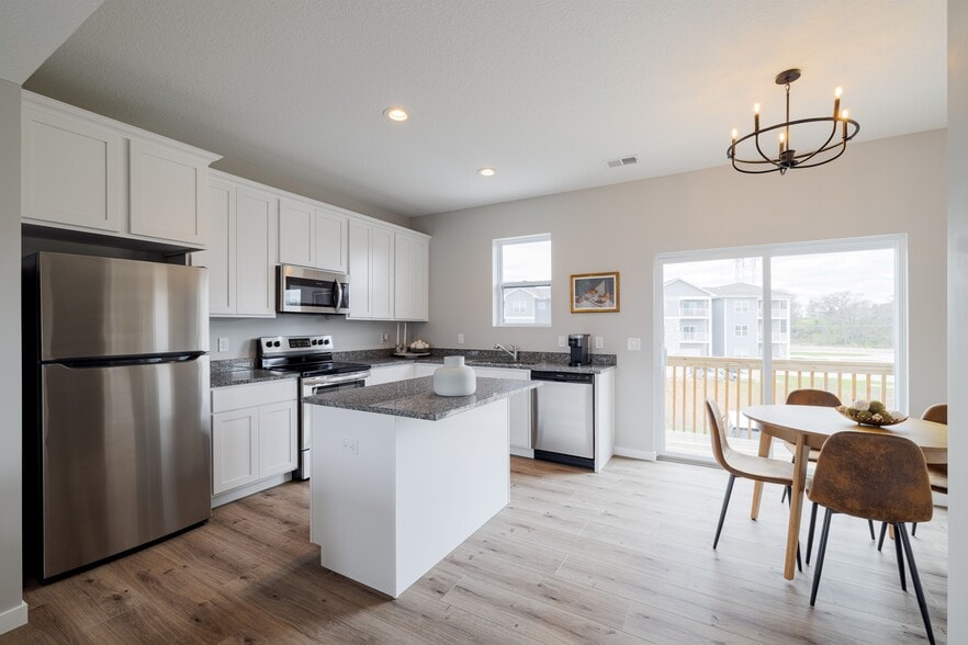 Building Photo - Lamp Rd Glenbrook, LLC