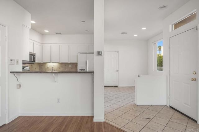 Building Photo - 1140 Valdivia Ct