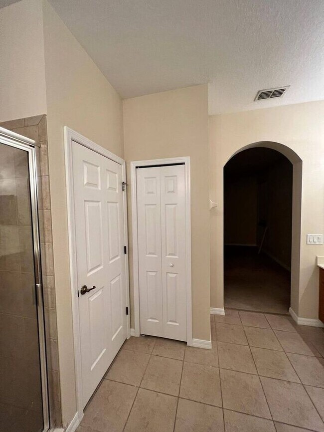 Building Photo - $200 off 1st mo rent! NEWBURY PARK -9157 Leeland Archer Blvd. Orlando, FL 32836