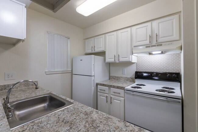 Floorplan - The Summit at Midtown