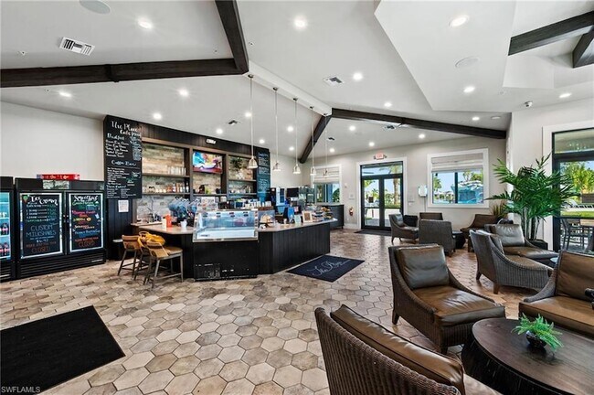 Building Photo - 17661 Kinzie Ln