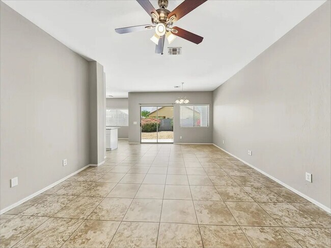 Building Photo - 1609 S 79th Ln