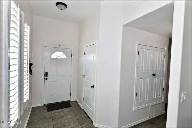 Building Photo - 224 Glenlivet Way