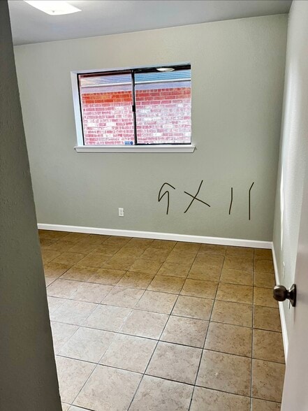 Building Photo - 1222 N Star Circle Dr