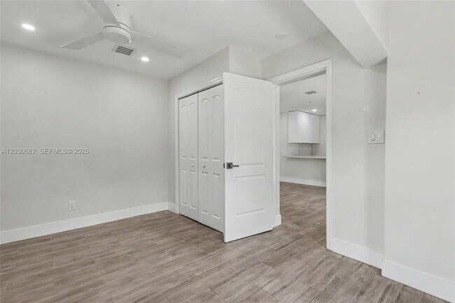 Building Photo - 2317 SW 34th Ave